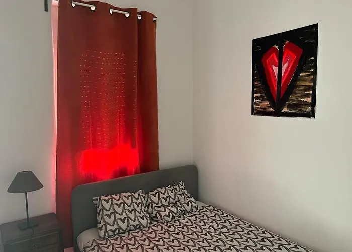 Cc Bay House Hostel *